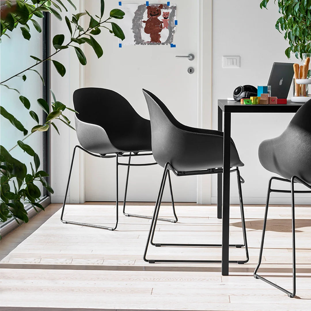 Silla de comedor Academy sustentable de patín. Muebles Italianos