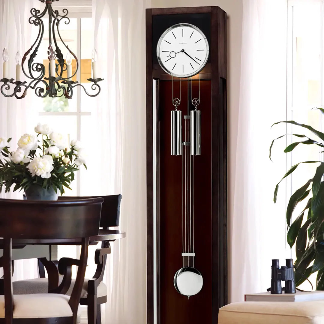 Avalon reloj de piso. Muebles Italianos