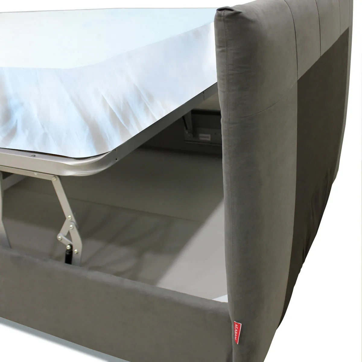 Cama Capri King Size. Muebles Italianos