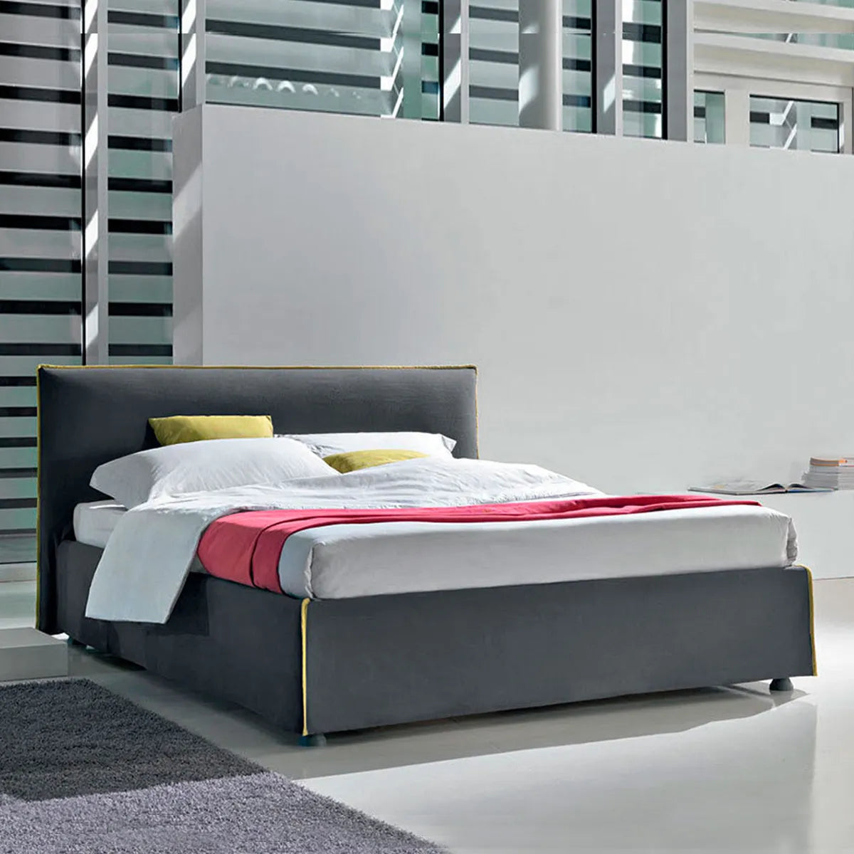 Cama ME Queen Size. Muebles Italianos