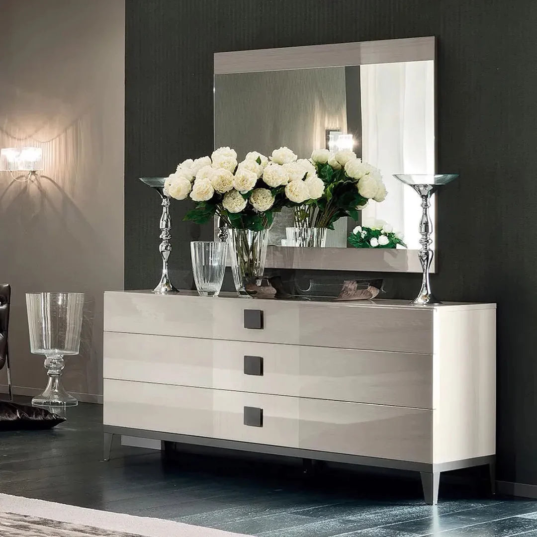 Cómoda Mont Blanc. Muebles Italianos