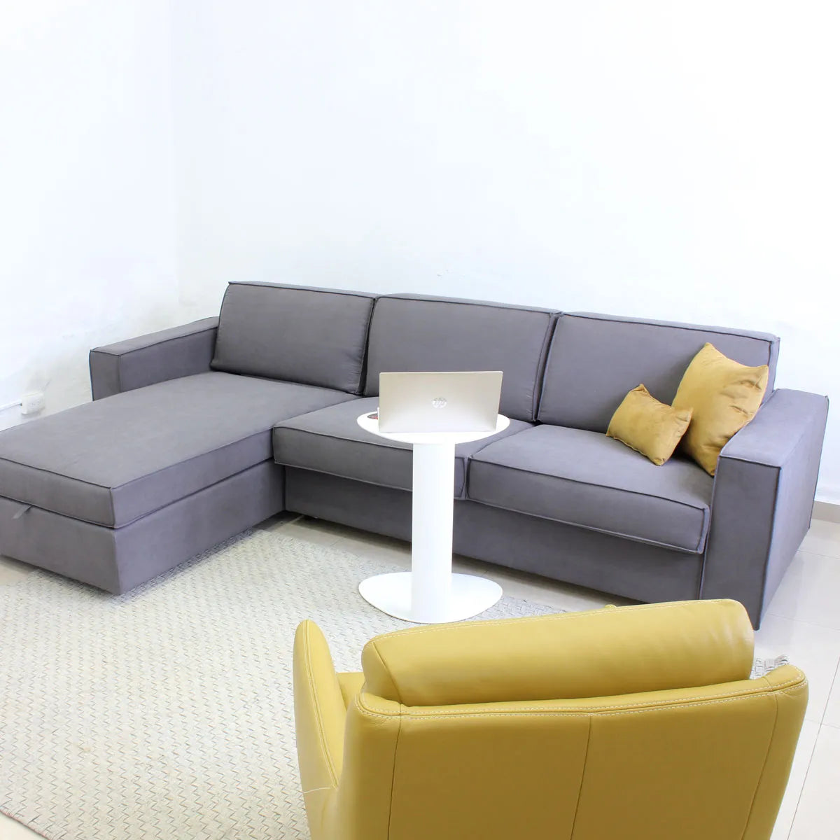 Esquinero sofá cama Bang Peninsola. Muebles Italianos