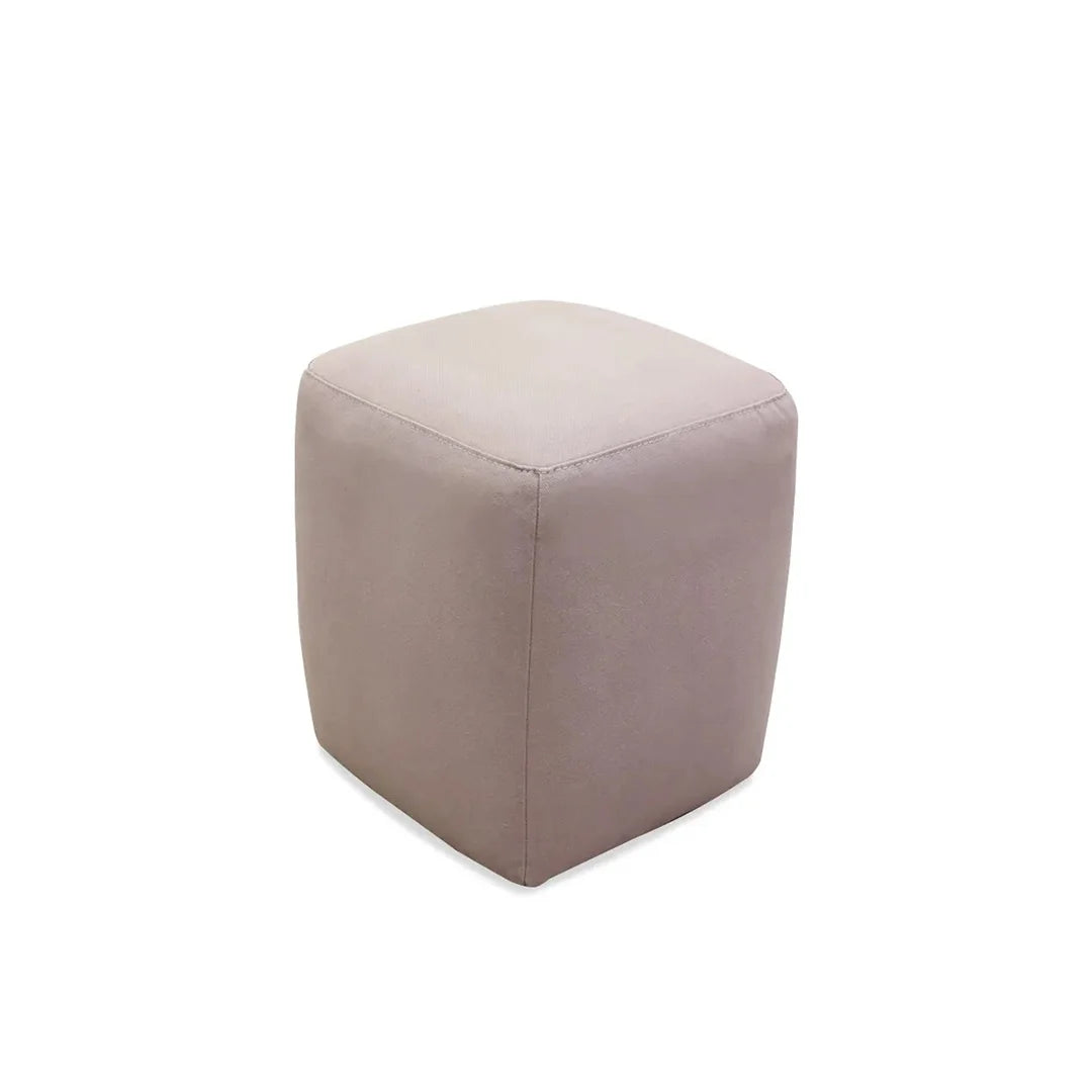 Ottoman Tris cuadrado lila. Muebles Italianos