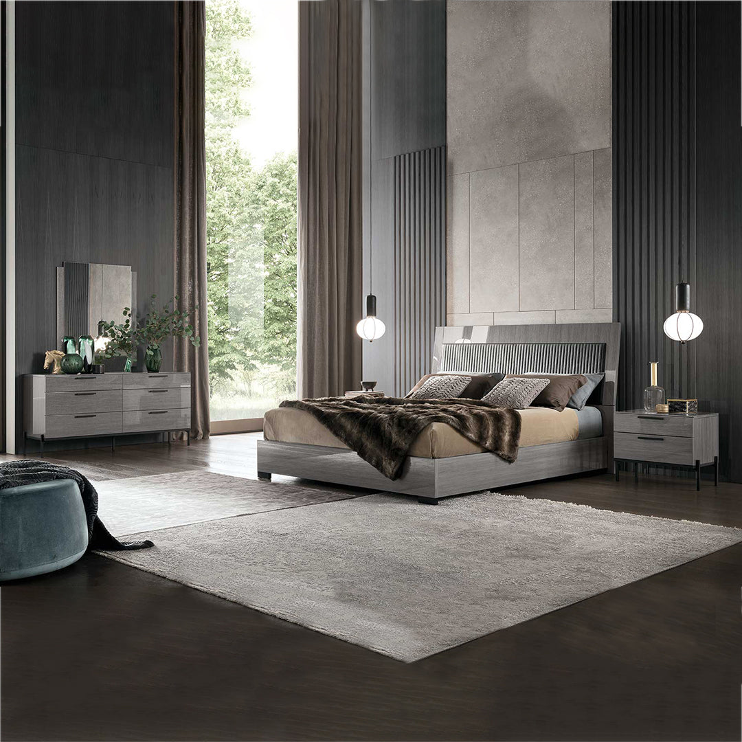 Recamara Novecento completa Queen Size. Muebles Italianos