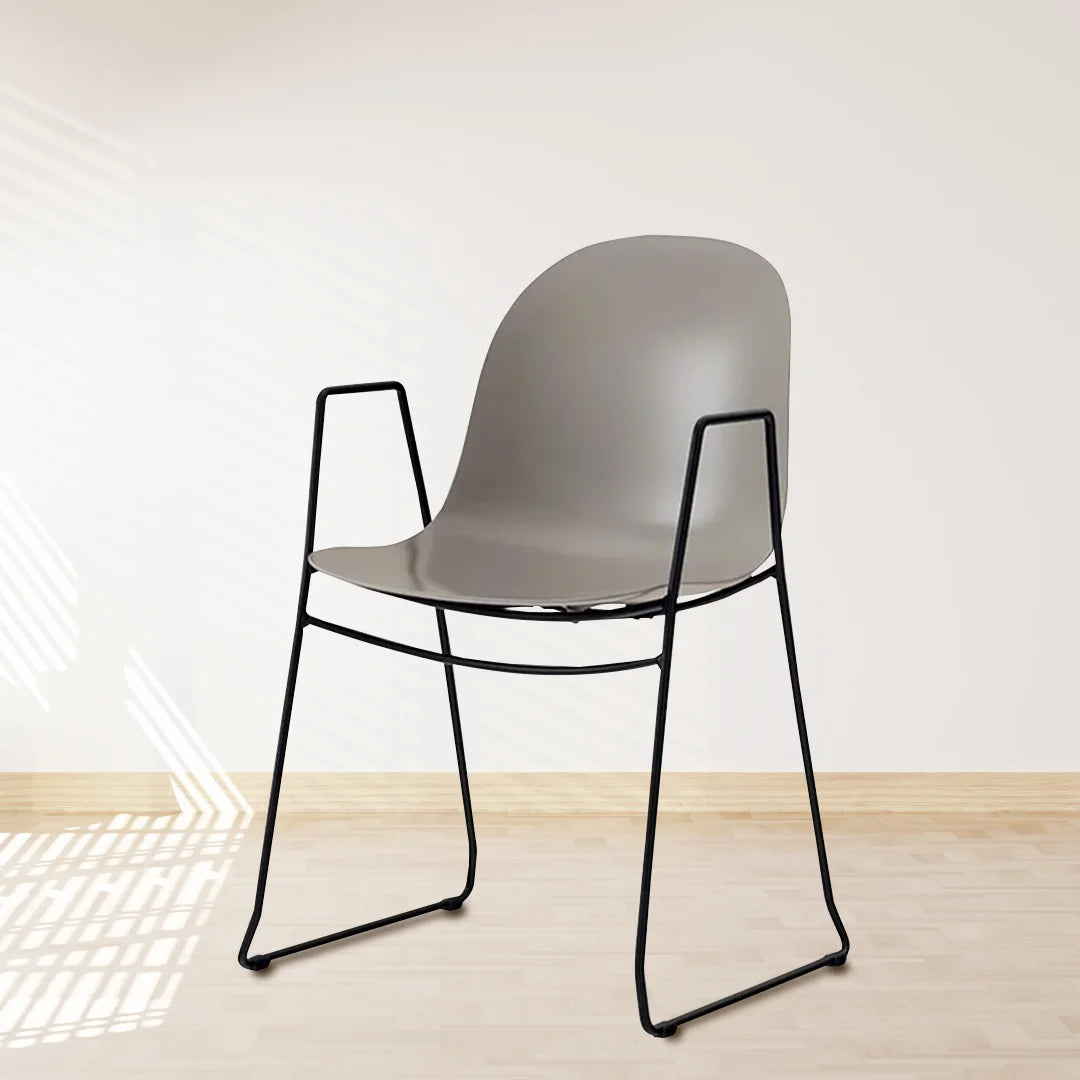 SILLA-ACADEMY-CON-BRAZOS-CONNUBIA-ITALIANA
