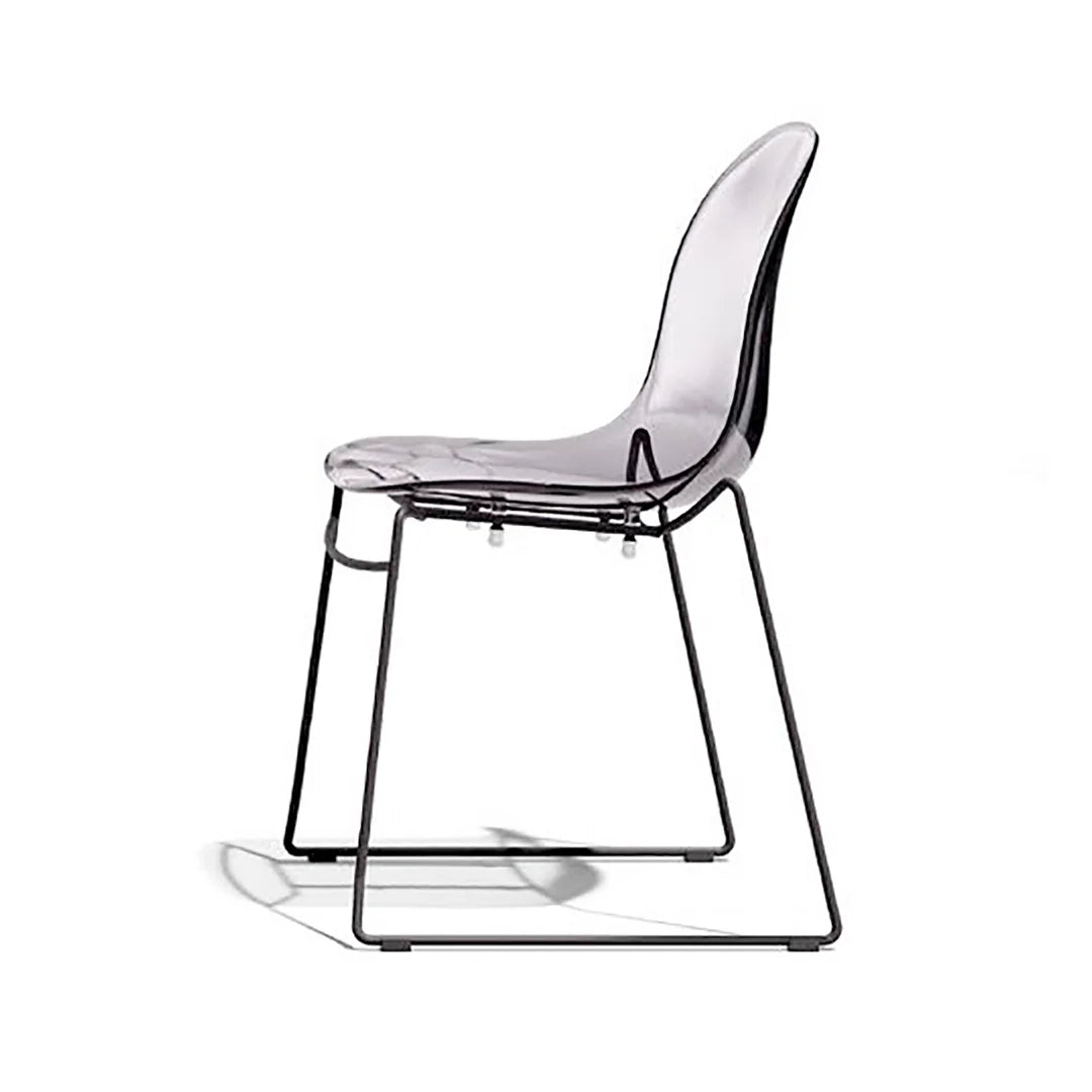 Silla de comedor Academy apilable y transparente. Muebles Italianos