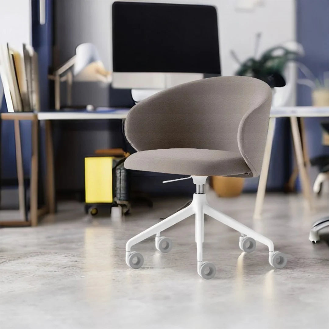 Silla Tuka con Ruedas para Oficina tipo Piel. Muebles Italianos