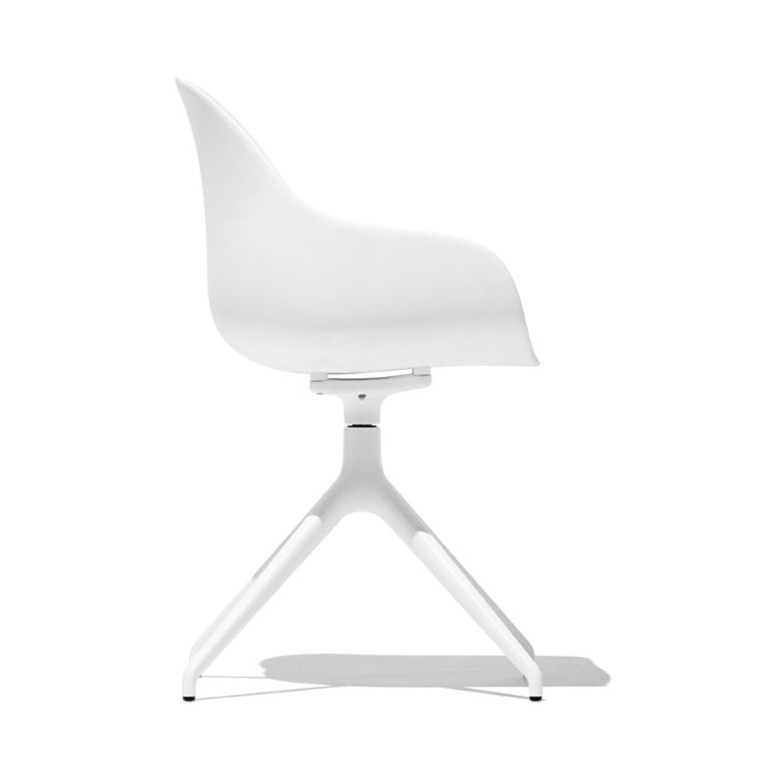 Silla giratoria Academy 180º sustentable con brazos. Muebles Italianos