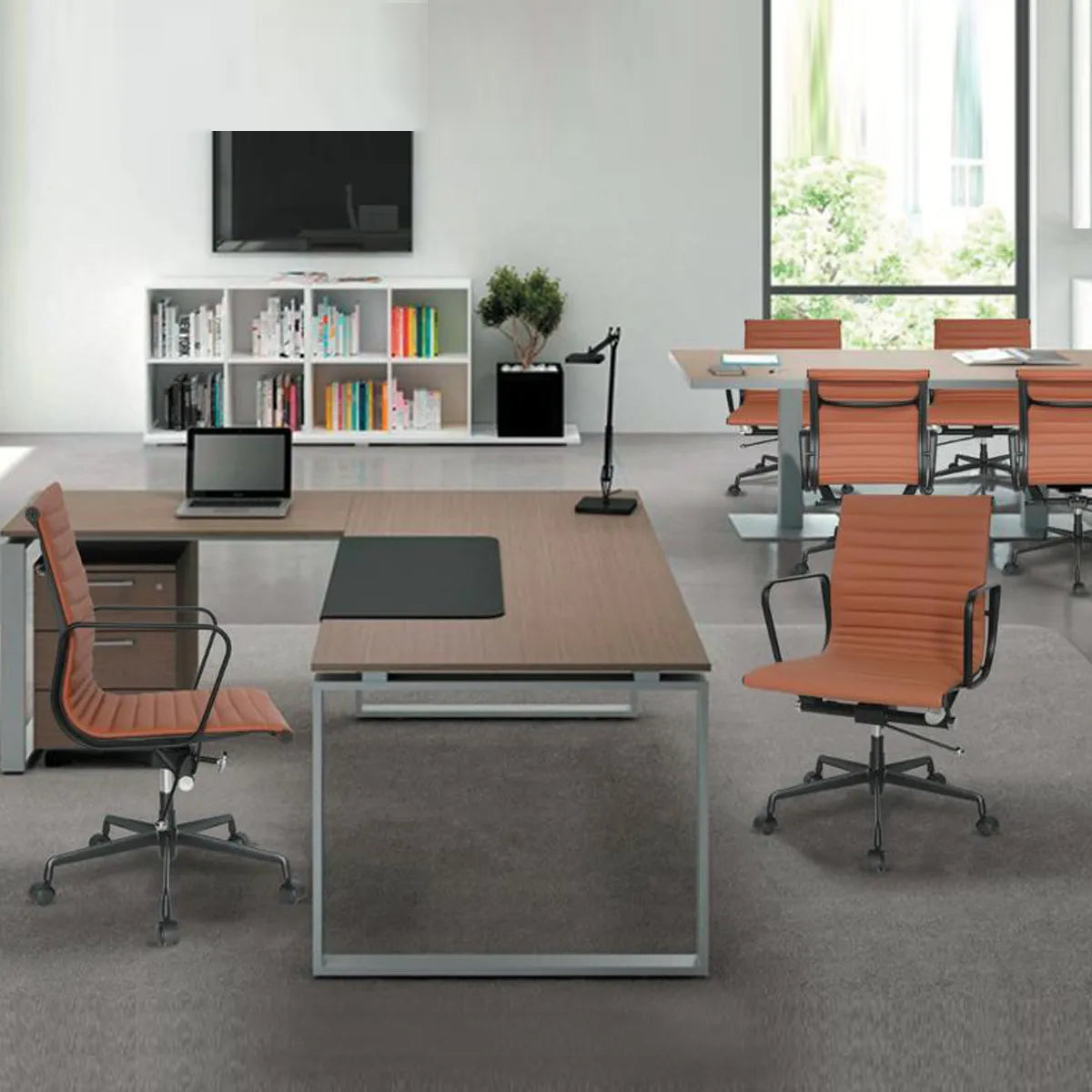 Silla Ejecutiva Kaisser en piel. Muebles Italianos