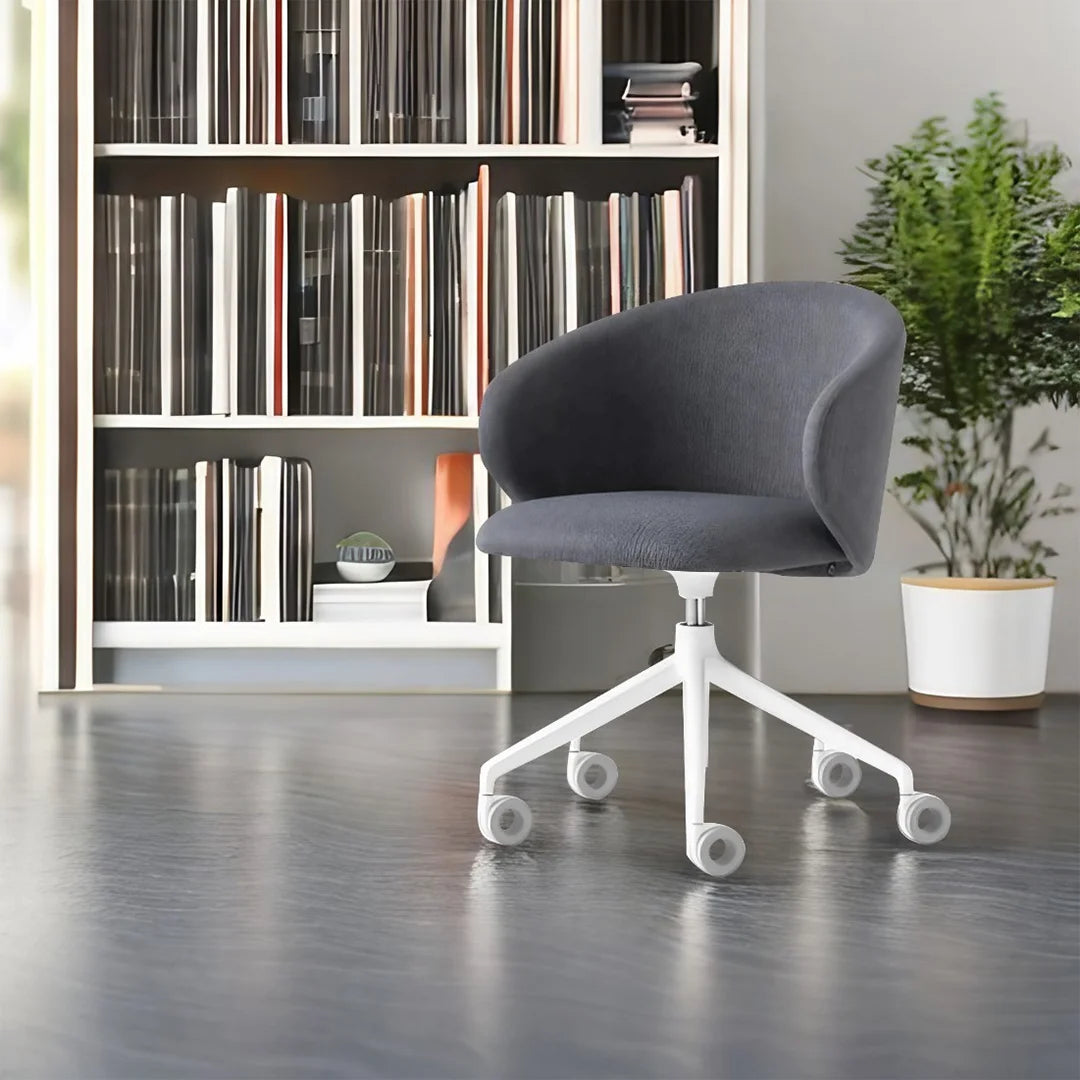 Silla Tuka con Ruedas para Oficina de Tela. Muebles Italianos