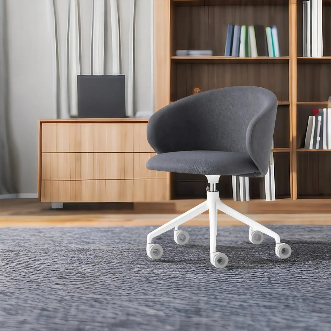 Silla Tuka con Ruedas para Oficina de Tela. Muebles Italianos