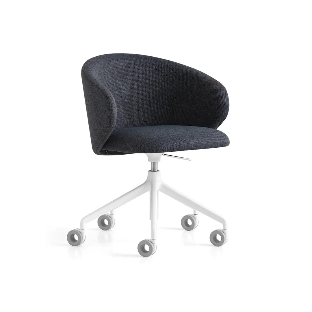 Silla Tuka con Ruedas para Oficina de Tela. Muebles Italianos