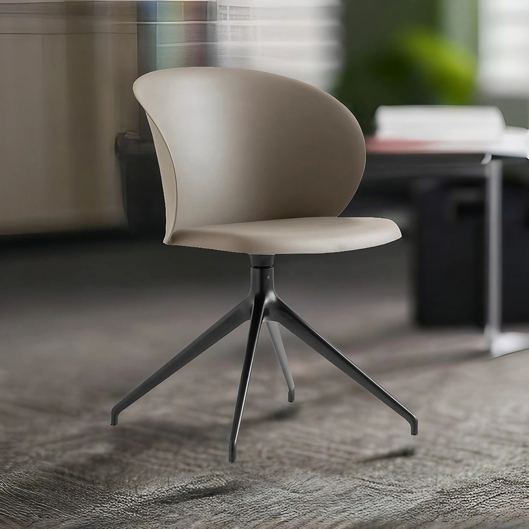 Silla sustentable Tuka giratoria de 180º. Muebles Italianos