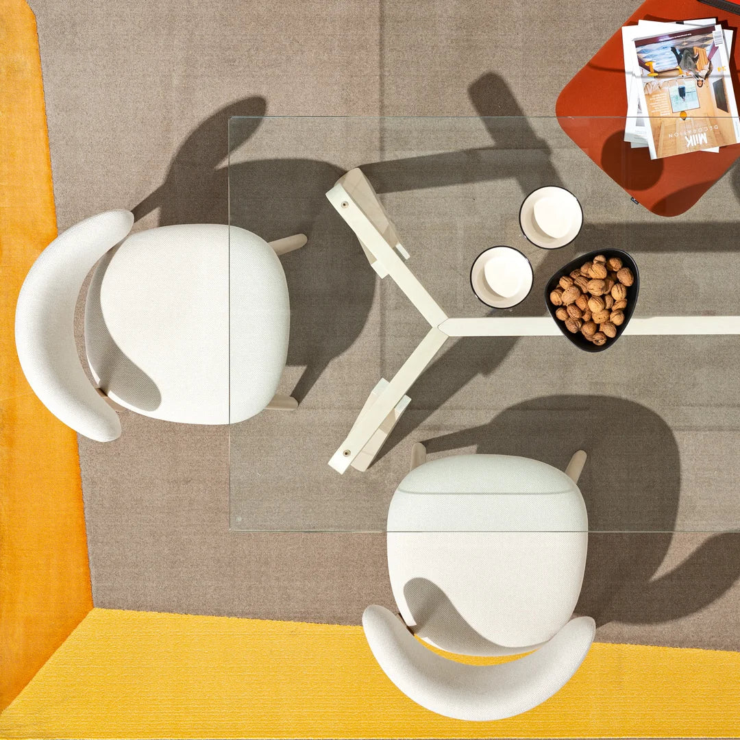 Silla para comedor Talks de tela y tipo piel. Muebles Italianos