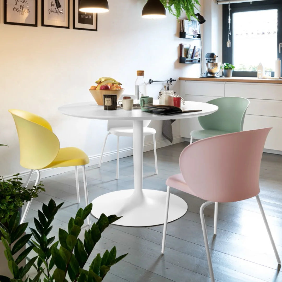 Silla sustentable Tuka apilable. Muebles Italianos