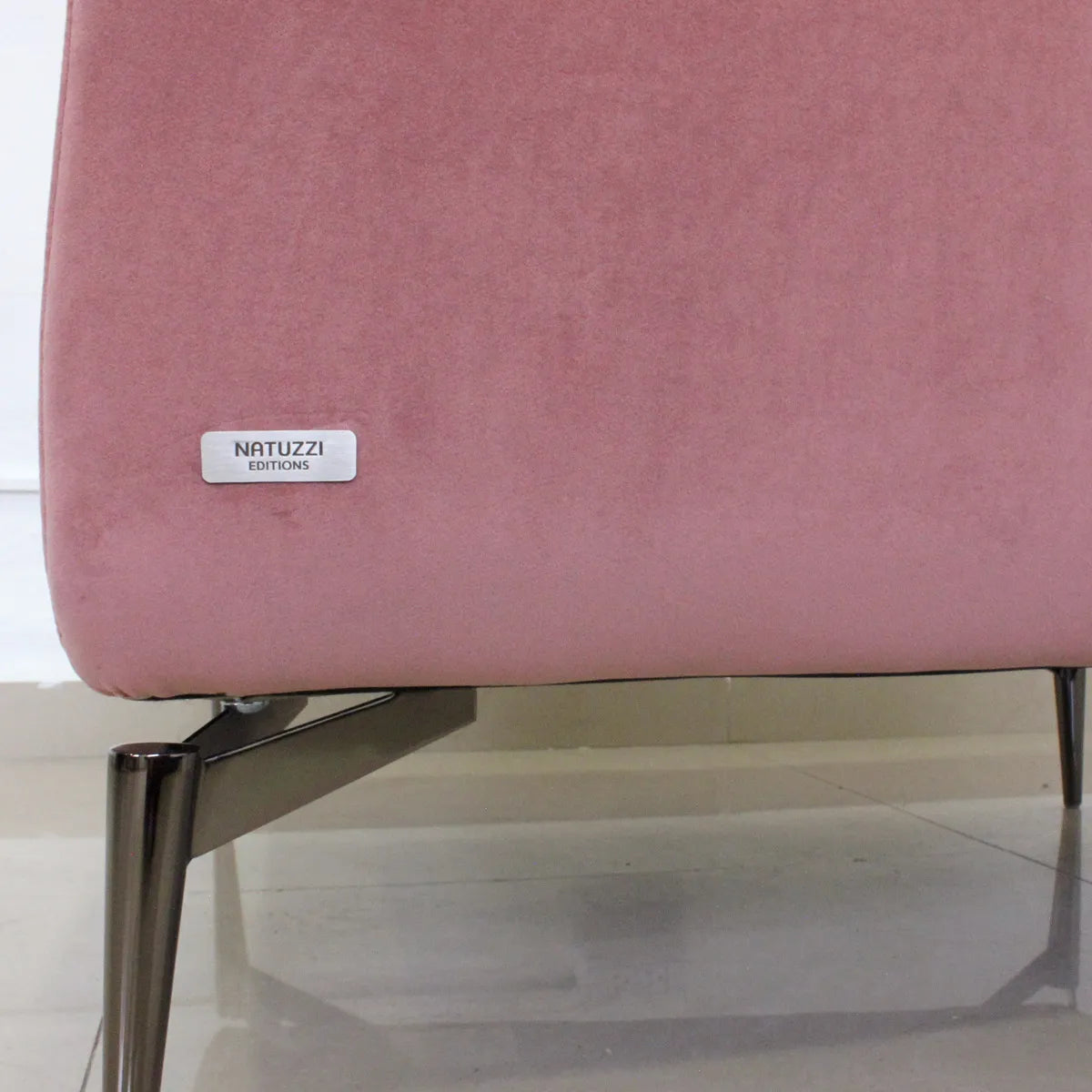 Sillón Felicita en terciopelo. Muebles Italianos