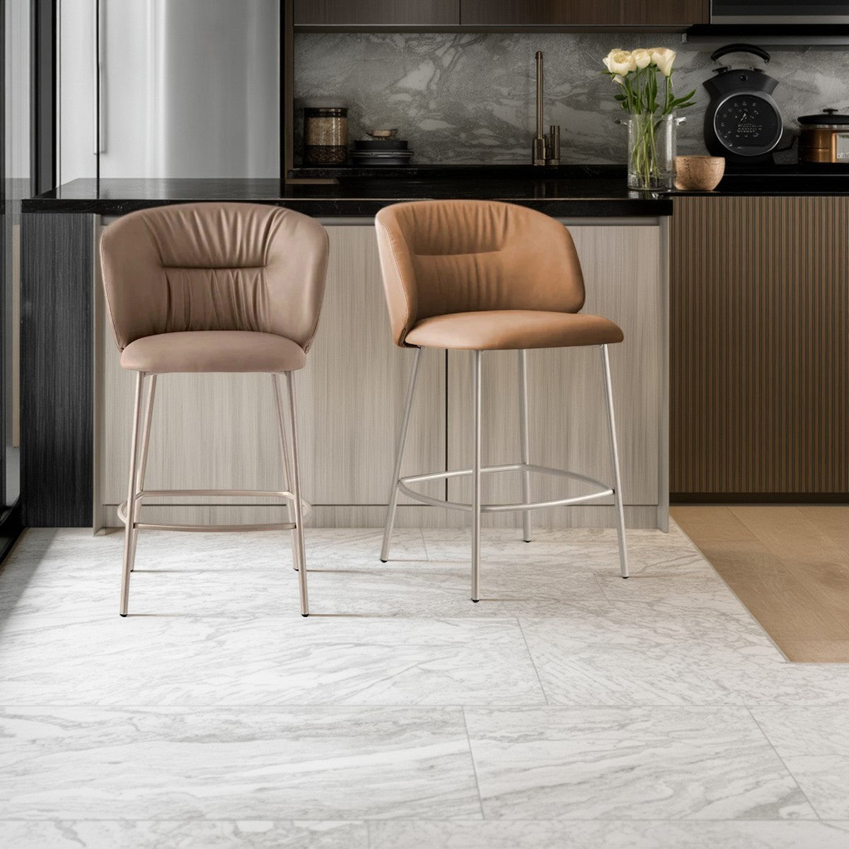 banco sweel tipo piel y metal