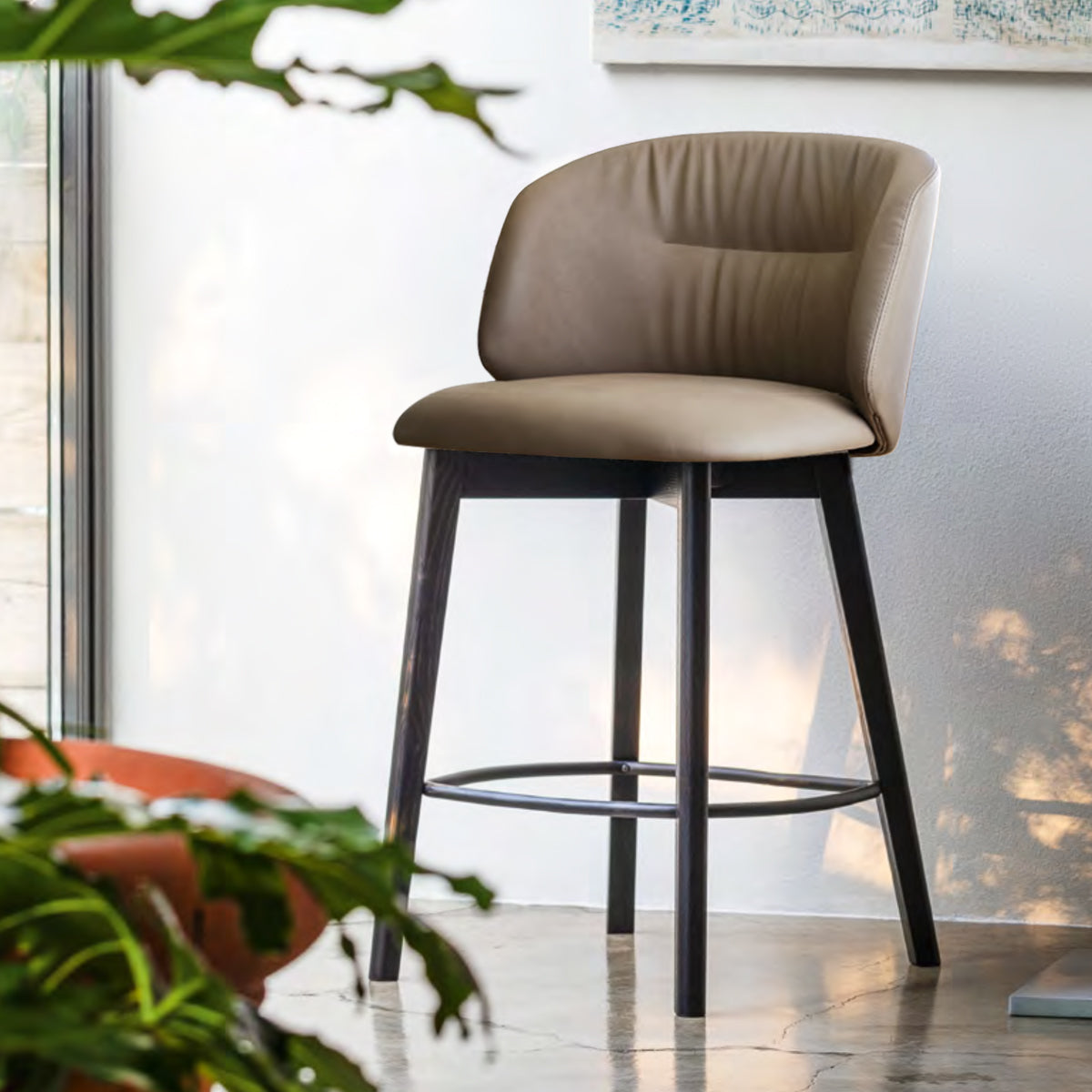 banco sweel tipo piel y madera