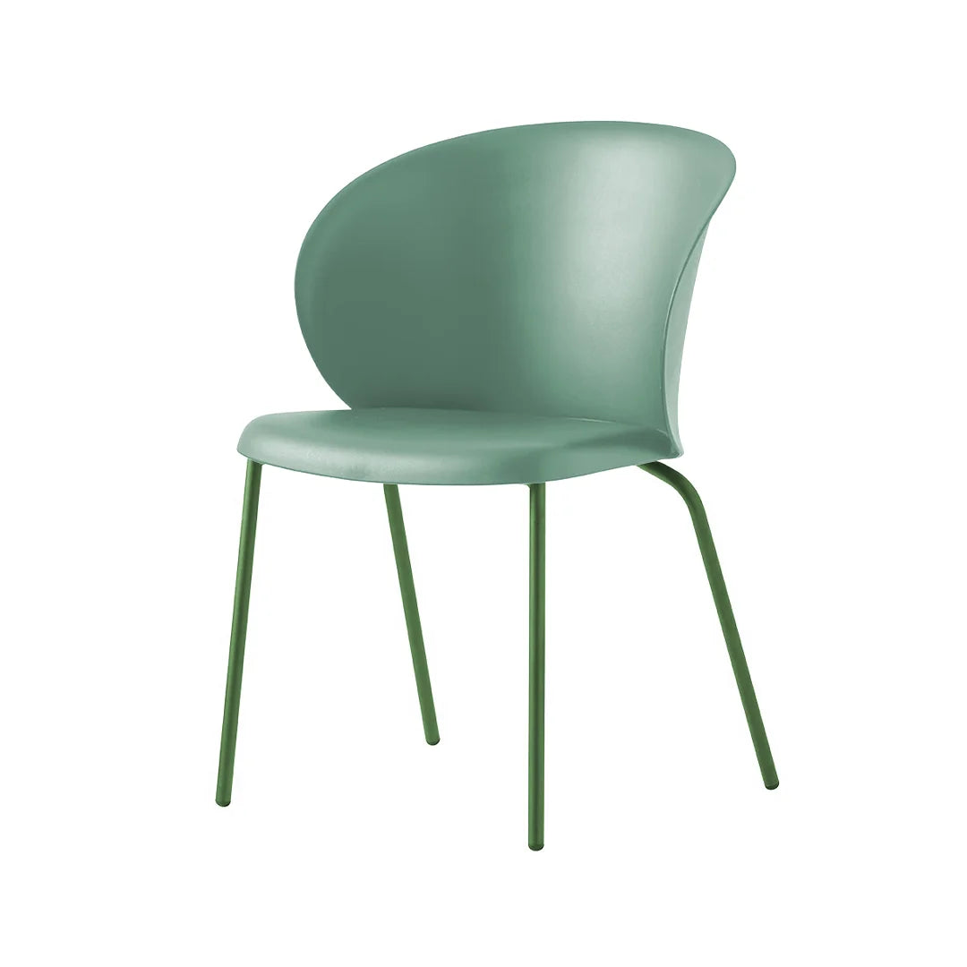 Silla sustentable Tuka apilable. Muebles Italianos variant