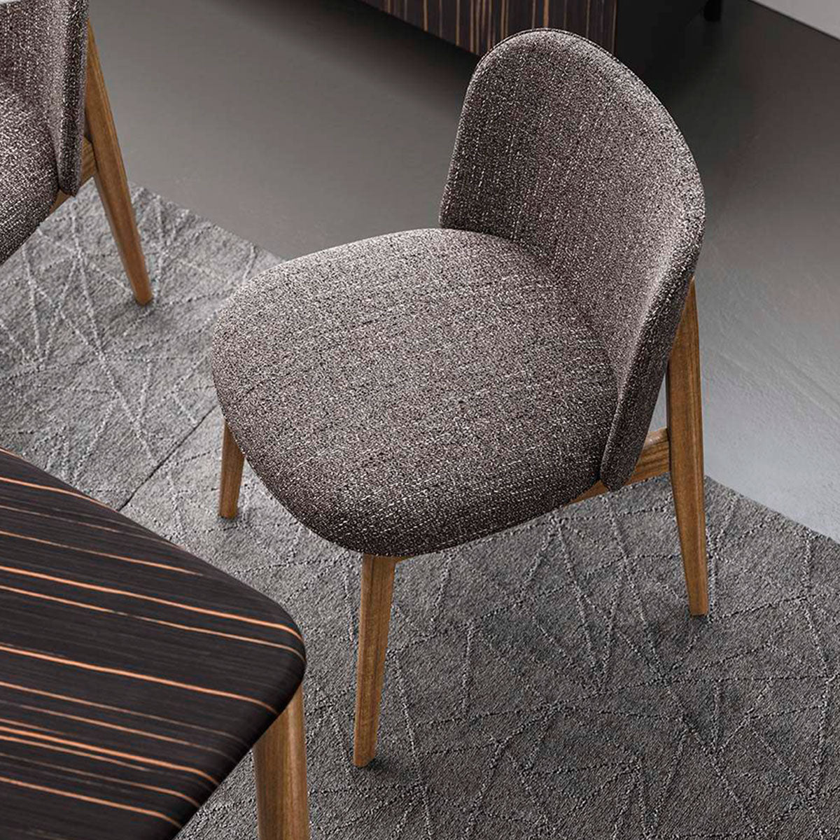 Silla Abrey con brazos para Comedor