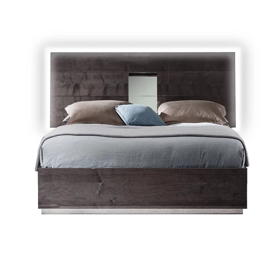 Cama Heritage king size. Muebles Italianos