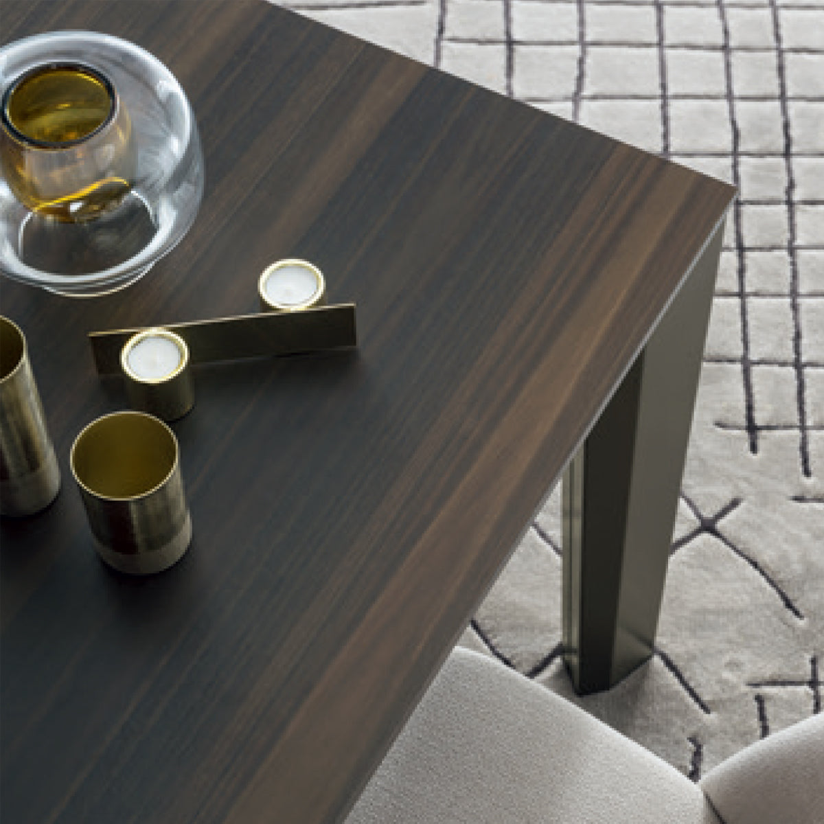 delta 180 cm. Muebles Italianos