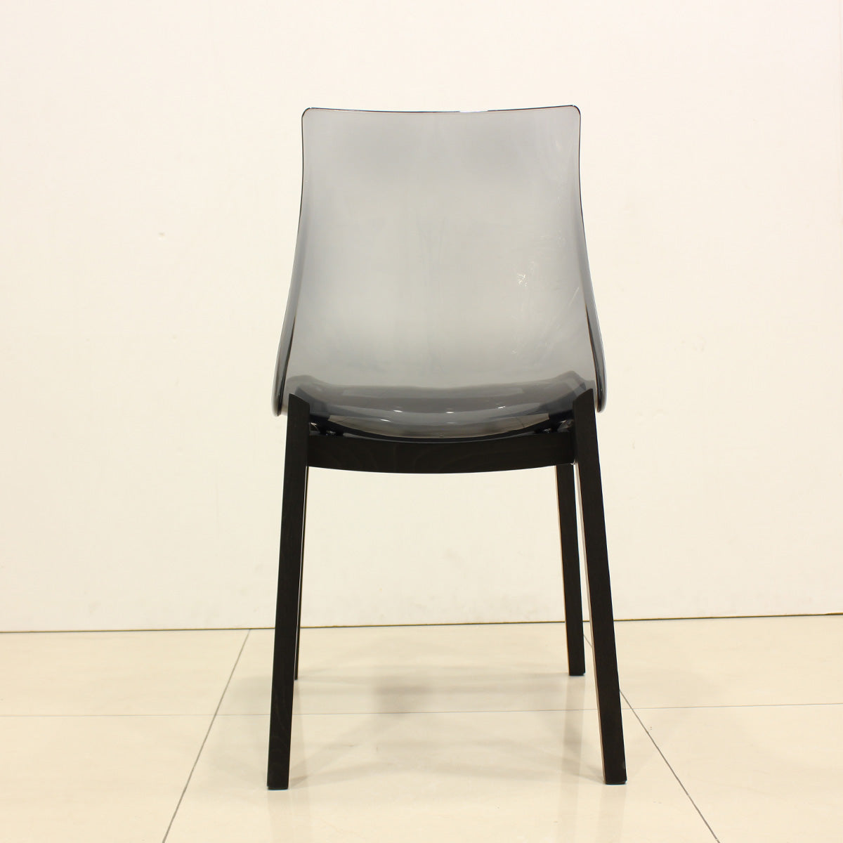 set de 2 sillas led grafito / humo. Muebles Italianos