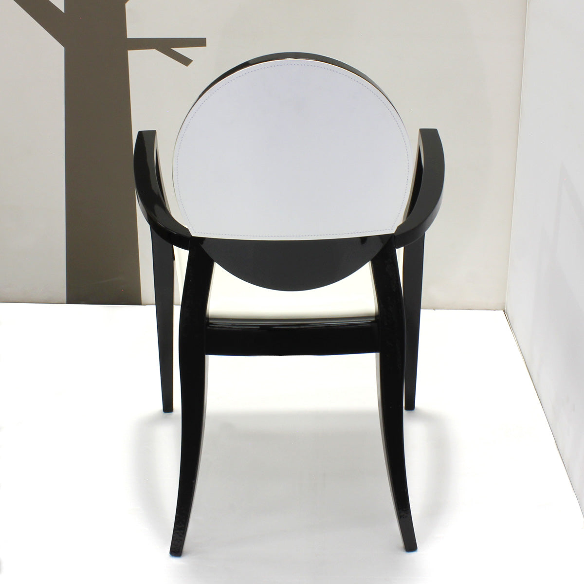 silla deja vu con brazos. Muebles Italianos