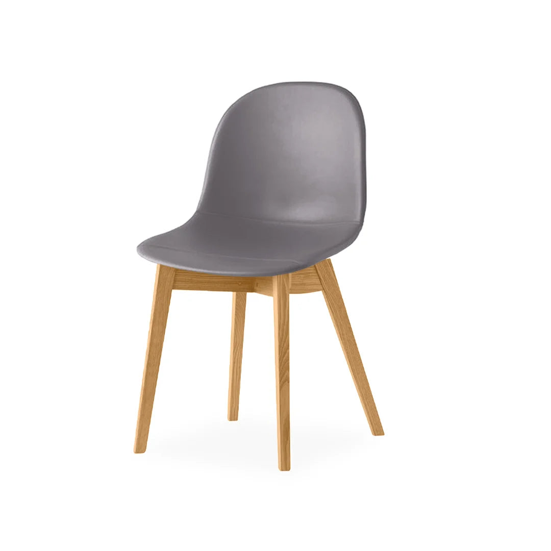 Silla de base de madera Academy tipo piel para Comedor. Muebles Italianos variant