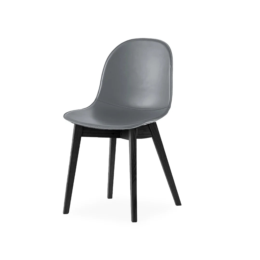 Silla de base de madera Academy de cuero para Comedor. Muebles Italianos variant