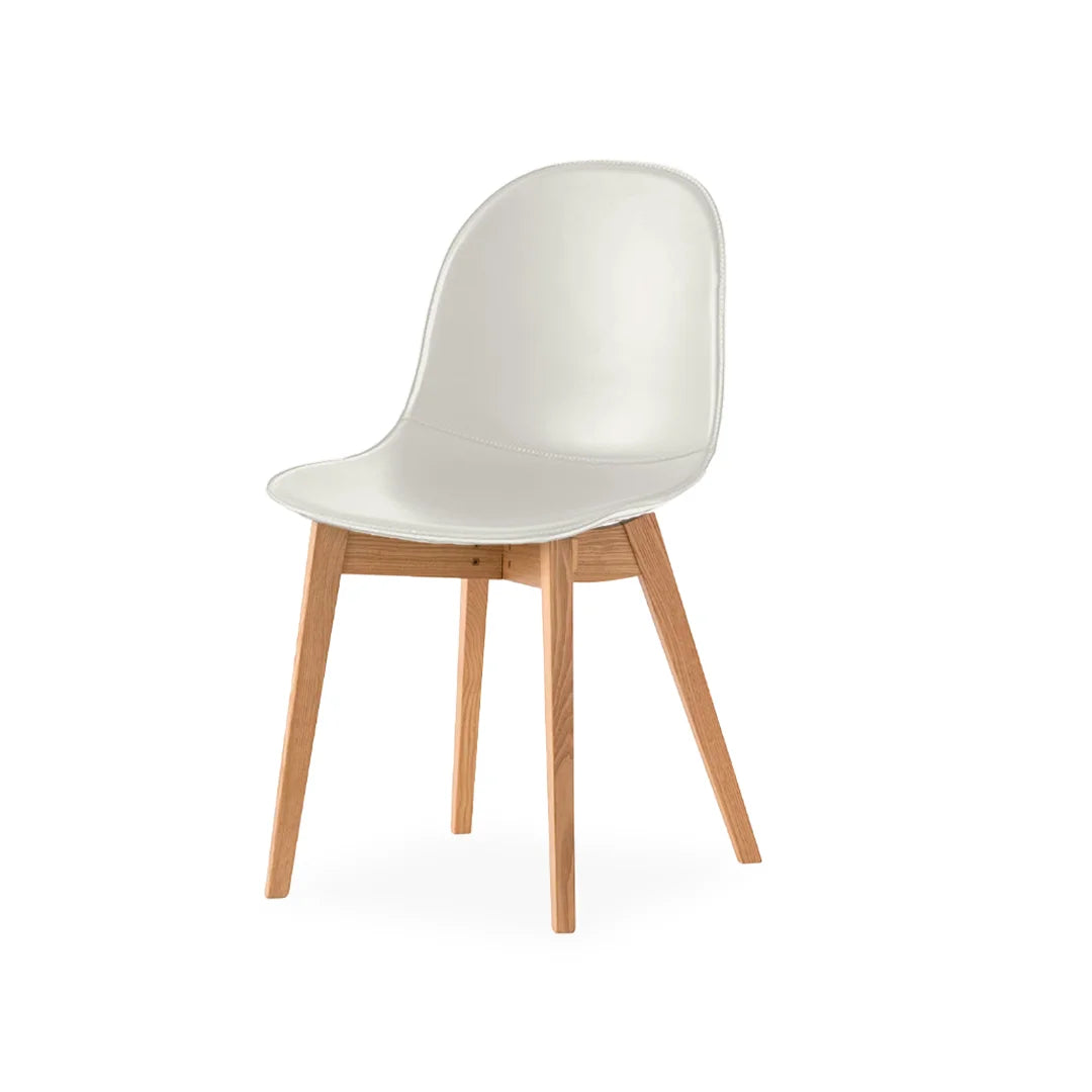 Silla de base de madera Academy de cuero para Comedor. Muebles Italianos variant