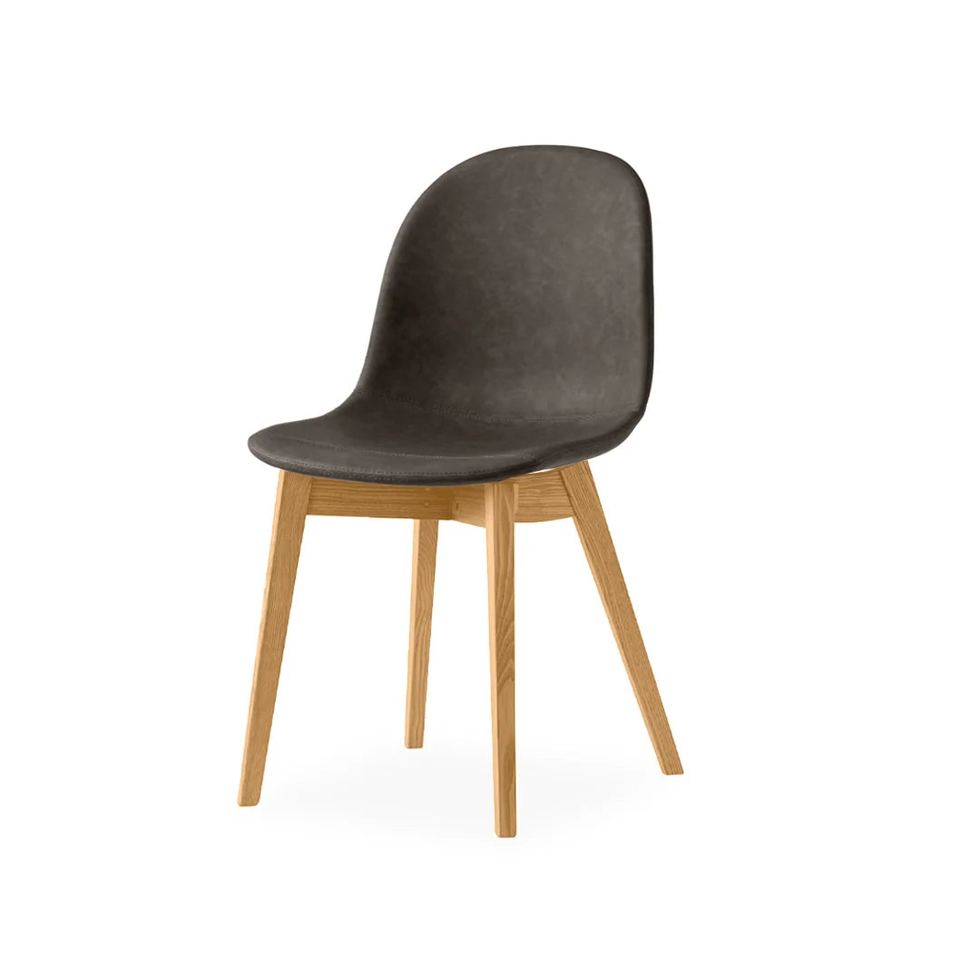 Silla de base de madera Academy tipo piel para Comedor. Muebles Italianos variant