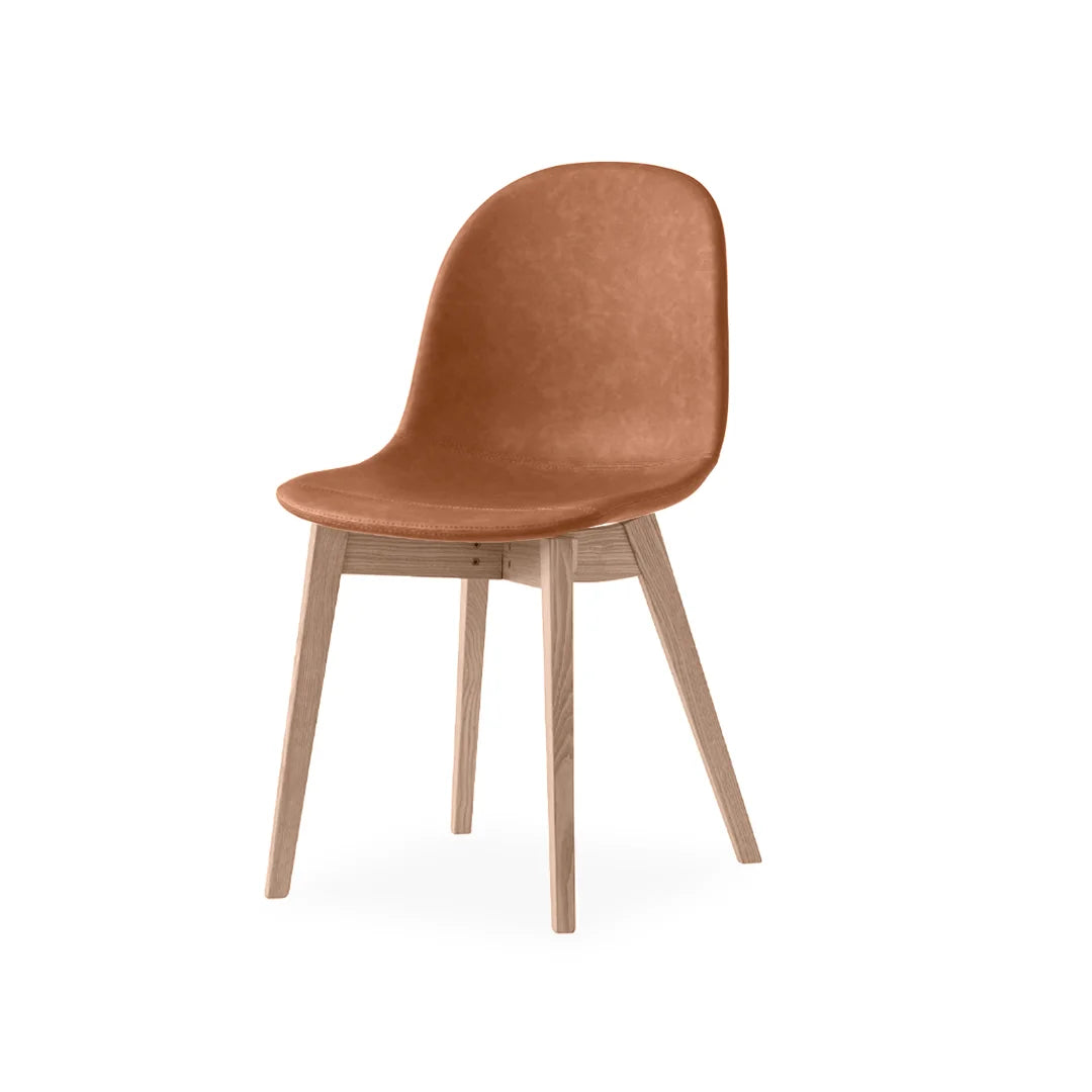 Silla de base de madera Academy tipo piel para Comedor. Muebles Italianos variant
