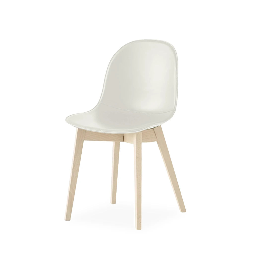 Silla de base de madera Academy de cuero para Comedor. Muebles Italianos variant