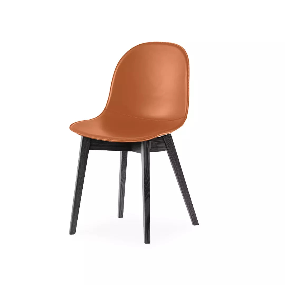 Silla de base de madera Academy de cuero para Comedor. Muebles Italianos variant
