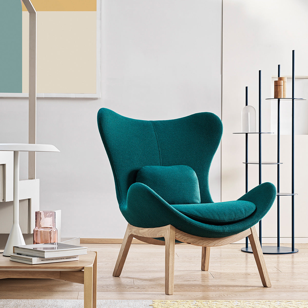 circles. Muebles Italianos