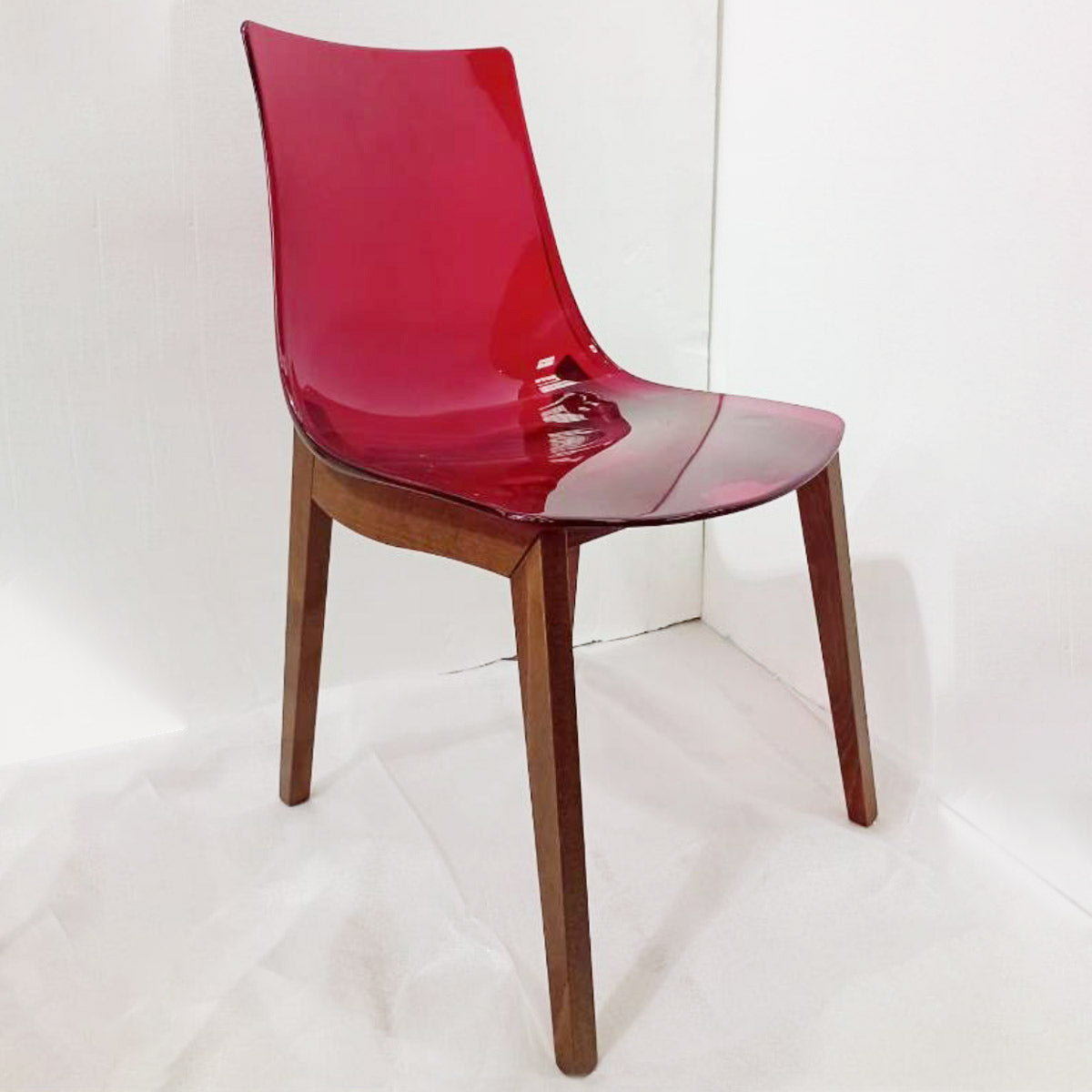 set de 2 sillas led rojo. Muebles Italianos