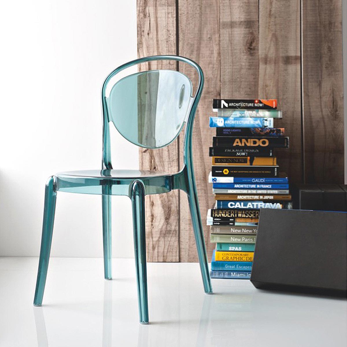 silla parisienne. Muebles Italianos