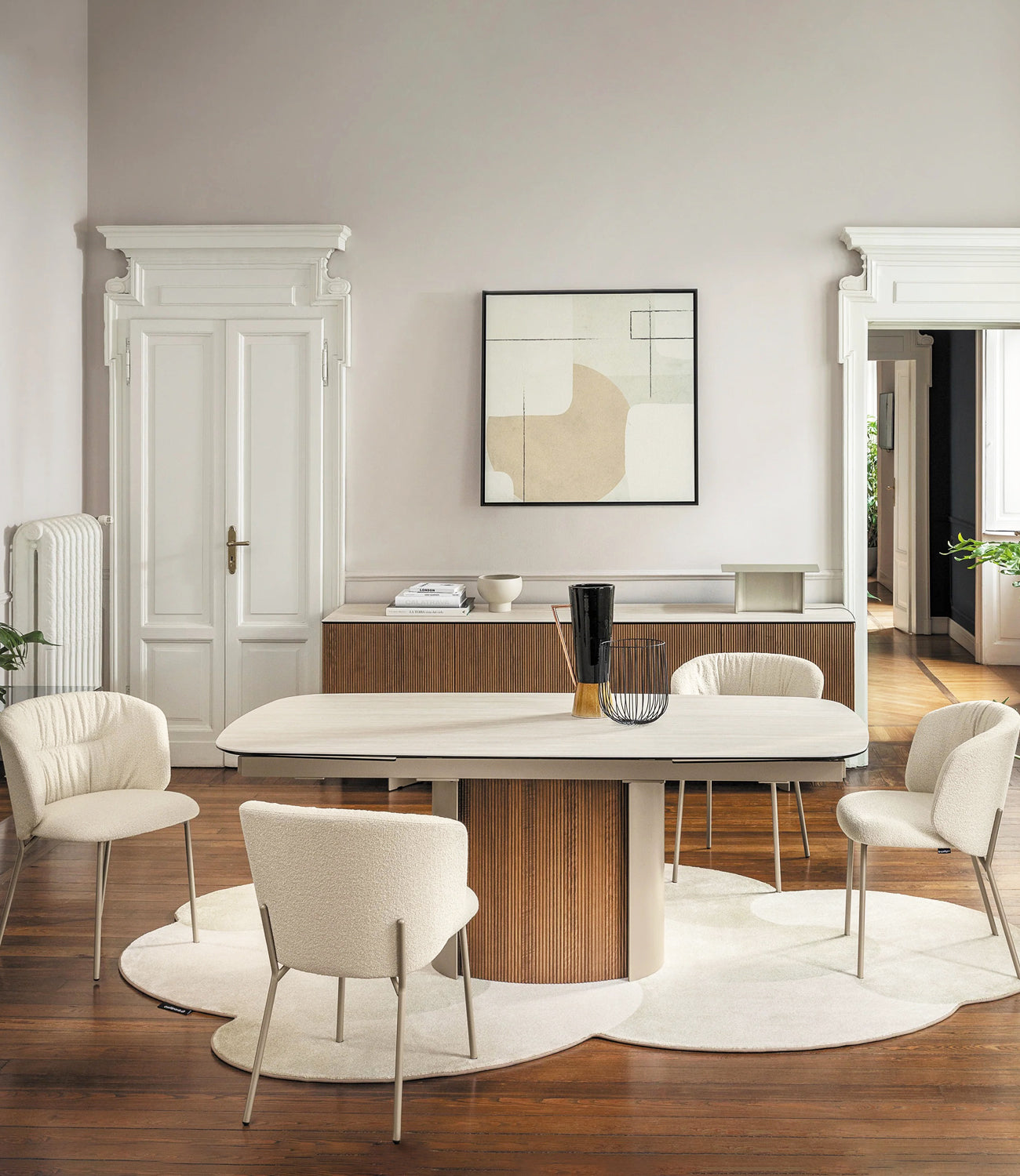 Tendencias de Interiorismo 2026: Minimalismo Funcional y Lujo Silencioso