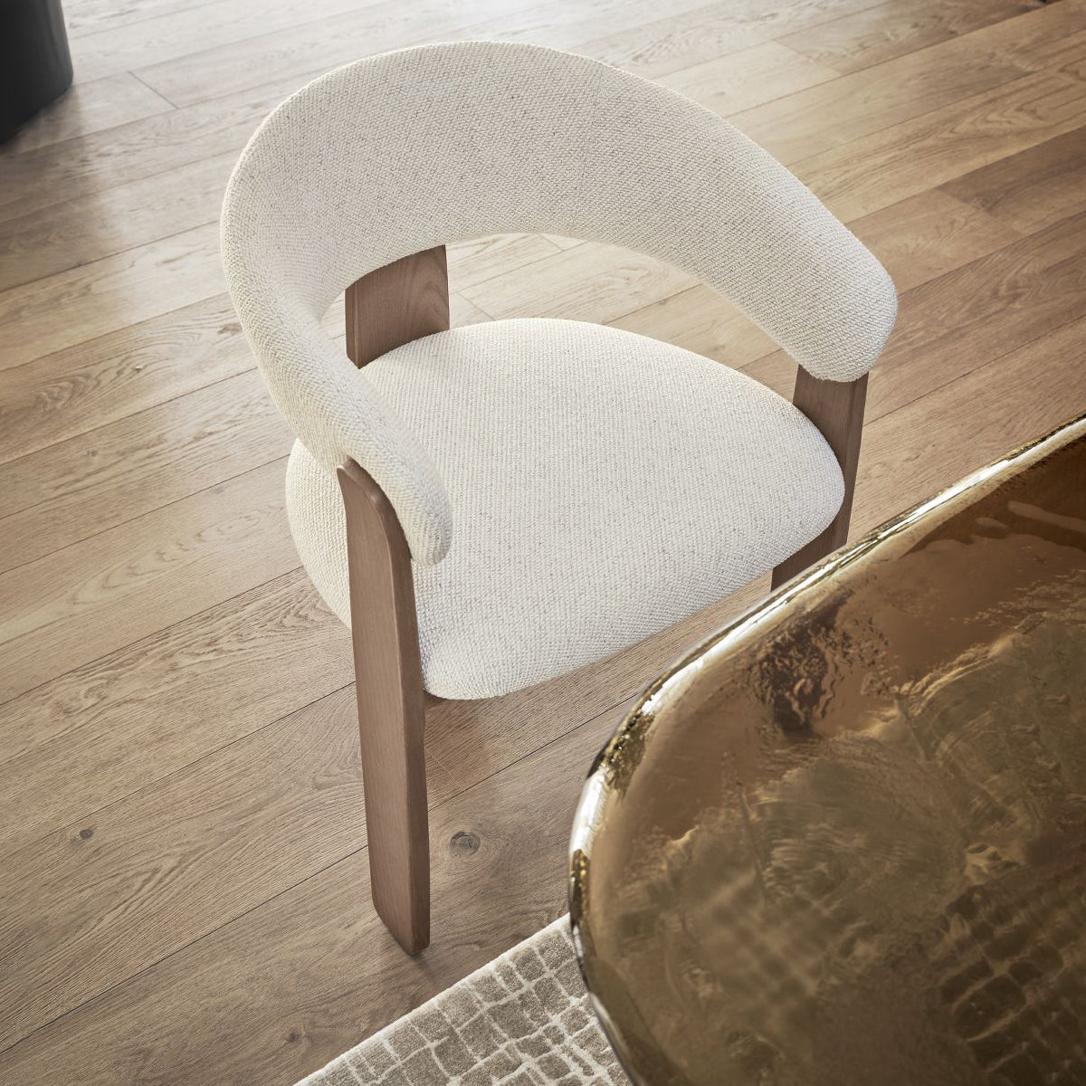 Silla Anthea tela y madera