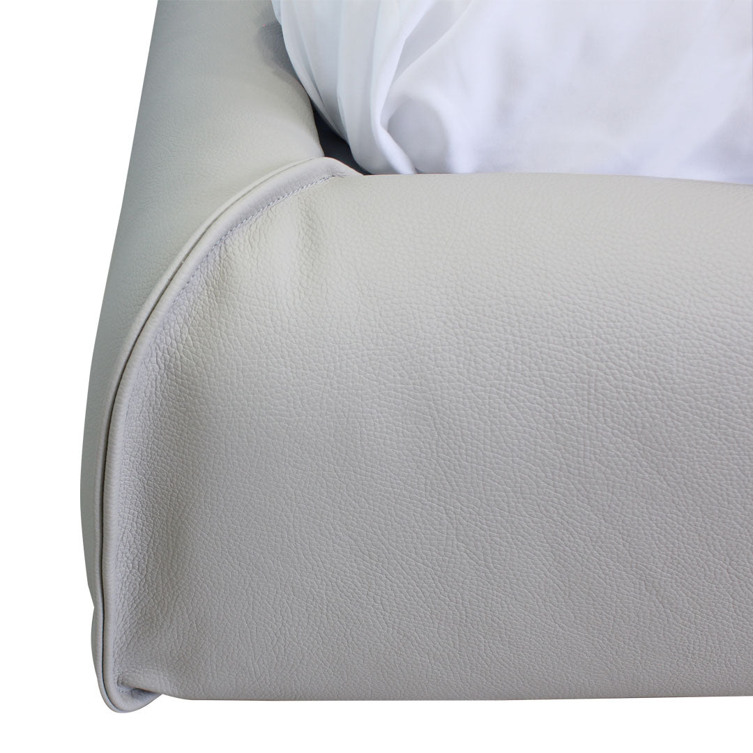 Cama Lunare Natuzzi Queen Size piel Beige Ahumado