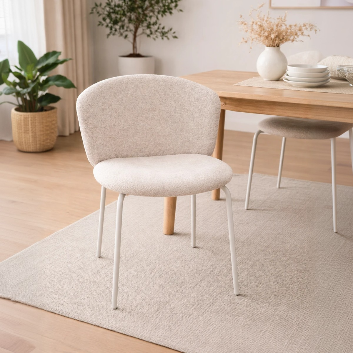 Silla italiana para comedor Desy Mid en tela Etienne