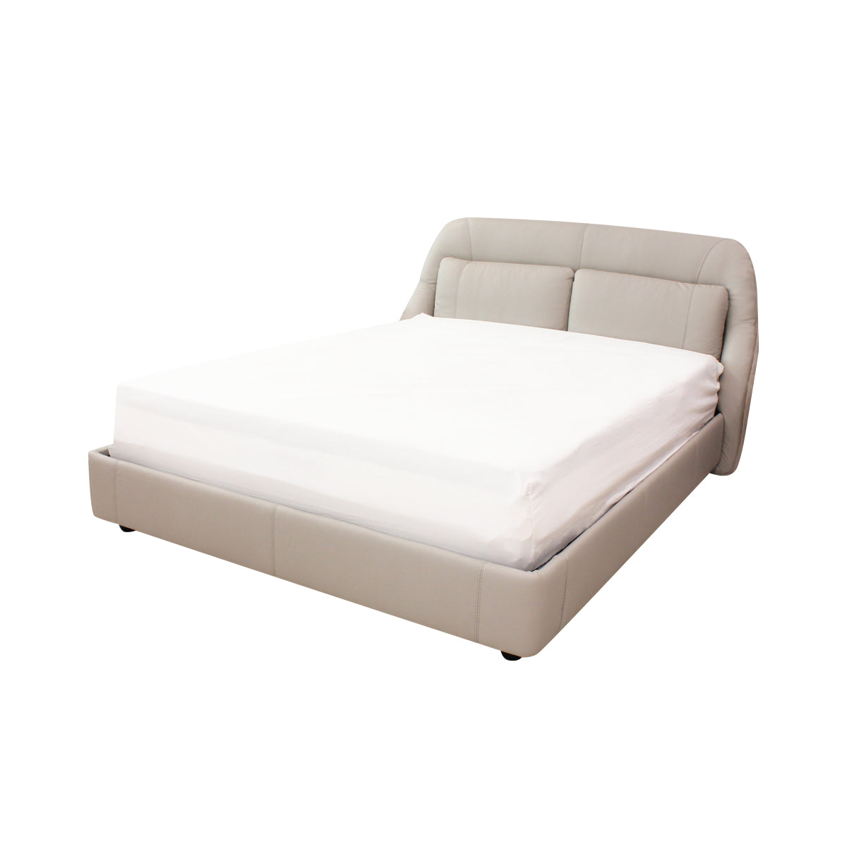 Cama Queen Size Parigi de piel Natuzzi