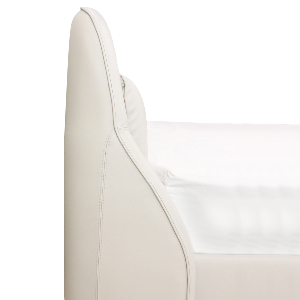 Cama Queen Size Parigi de piel Natuzzi