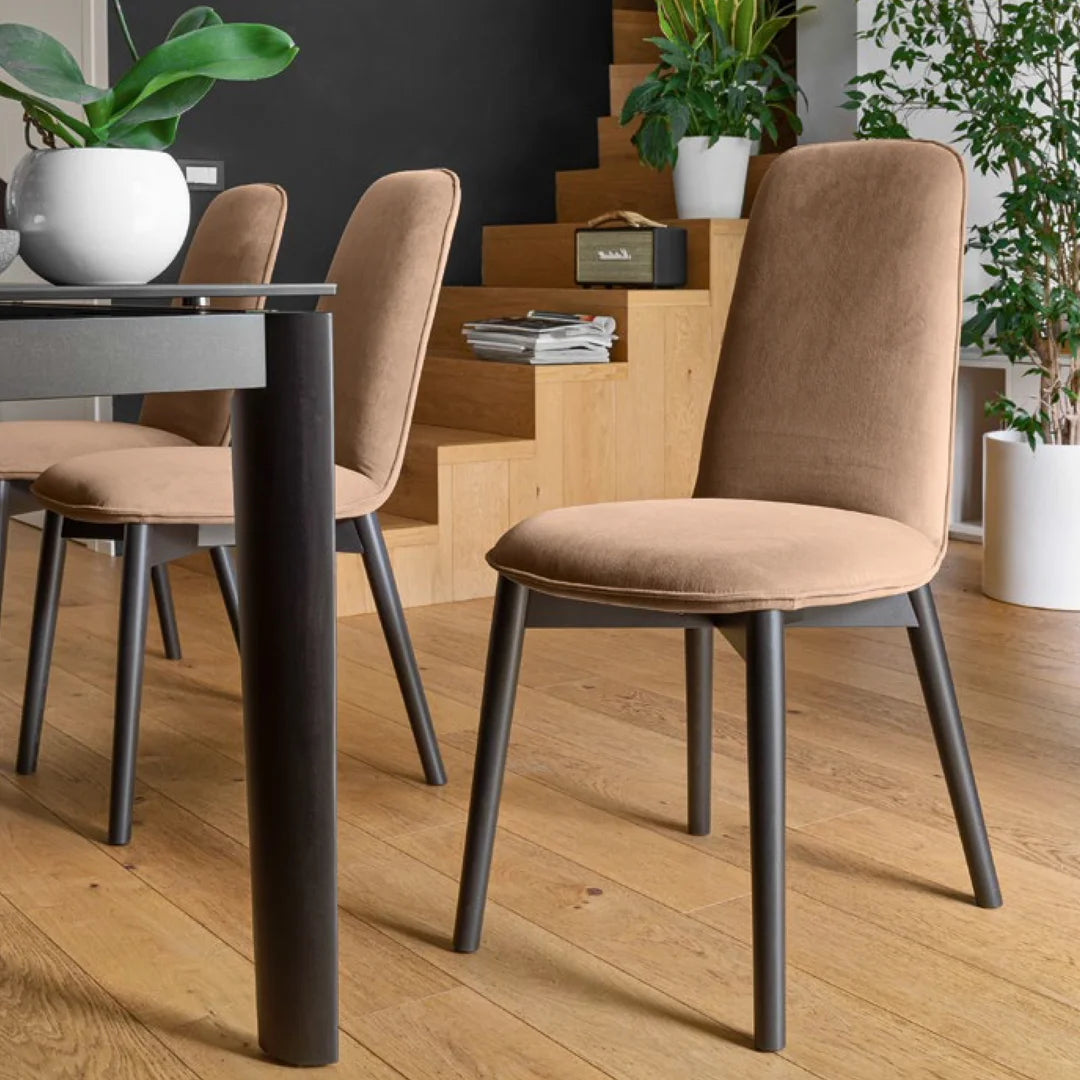 Silla italiana para comedor Riley de madera. Muebles Italianos