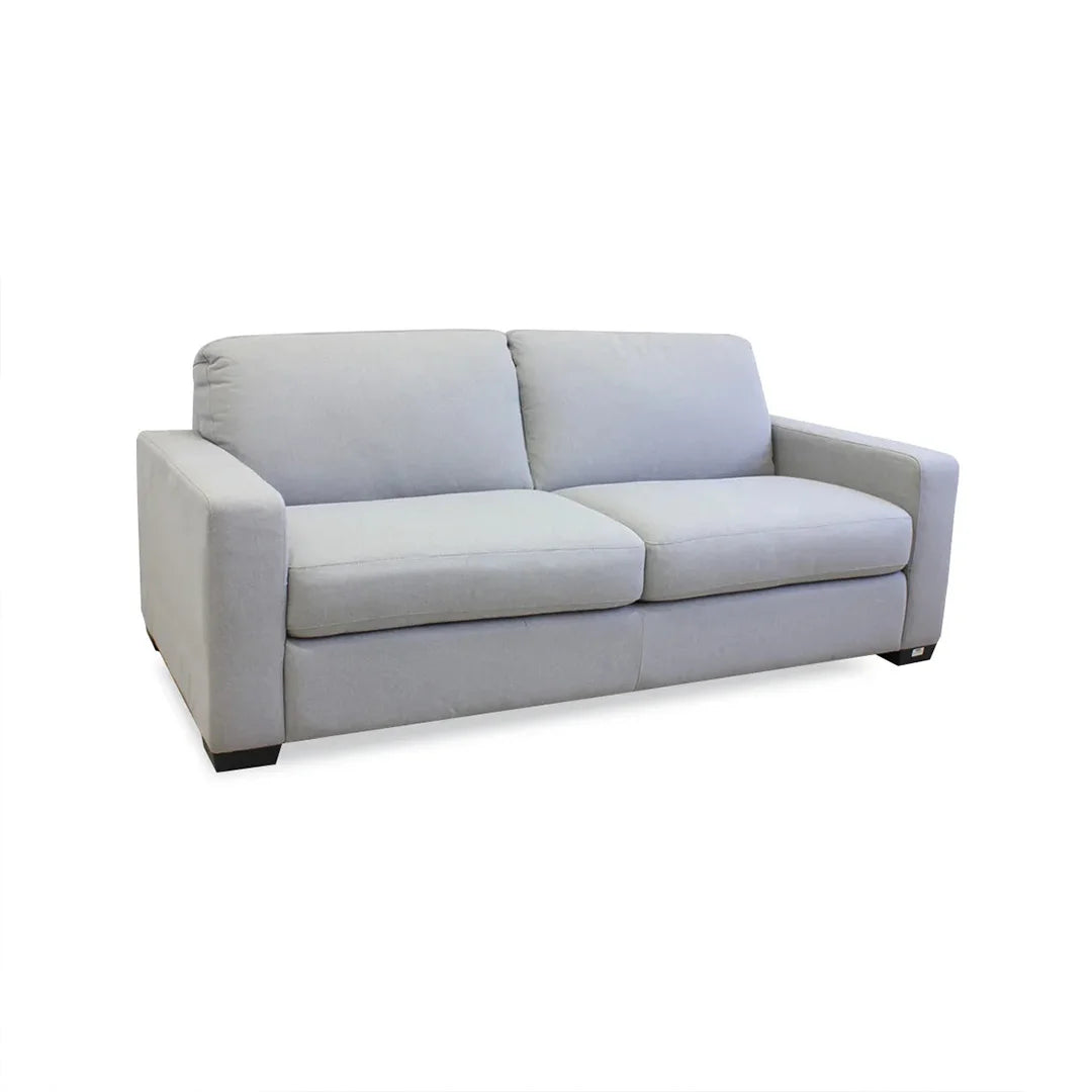 Sofa Soltaire gris claro. Muebles Italianos