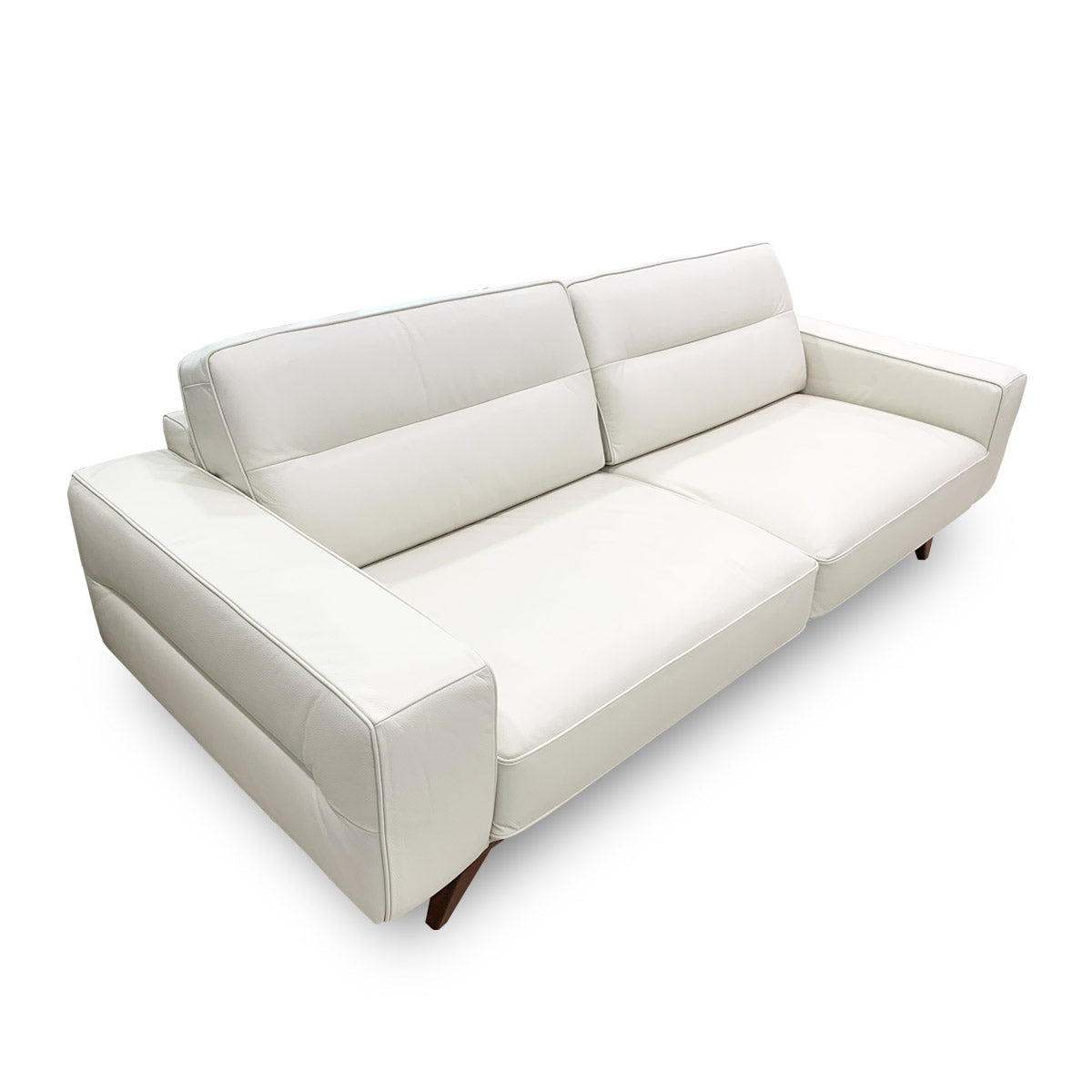Sofá Adrenalina Natuzzi en piel blanco perla